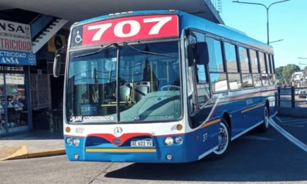 CUATRO LÍNEAS DE COLECTIVOS ESTÁN AL BORDE DEL CIERRE